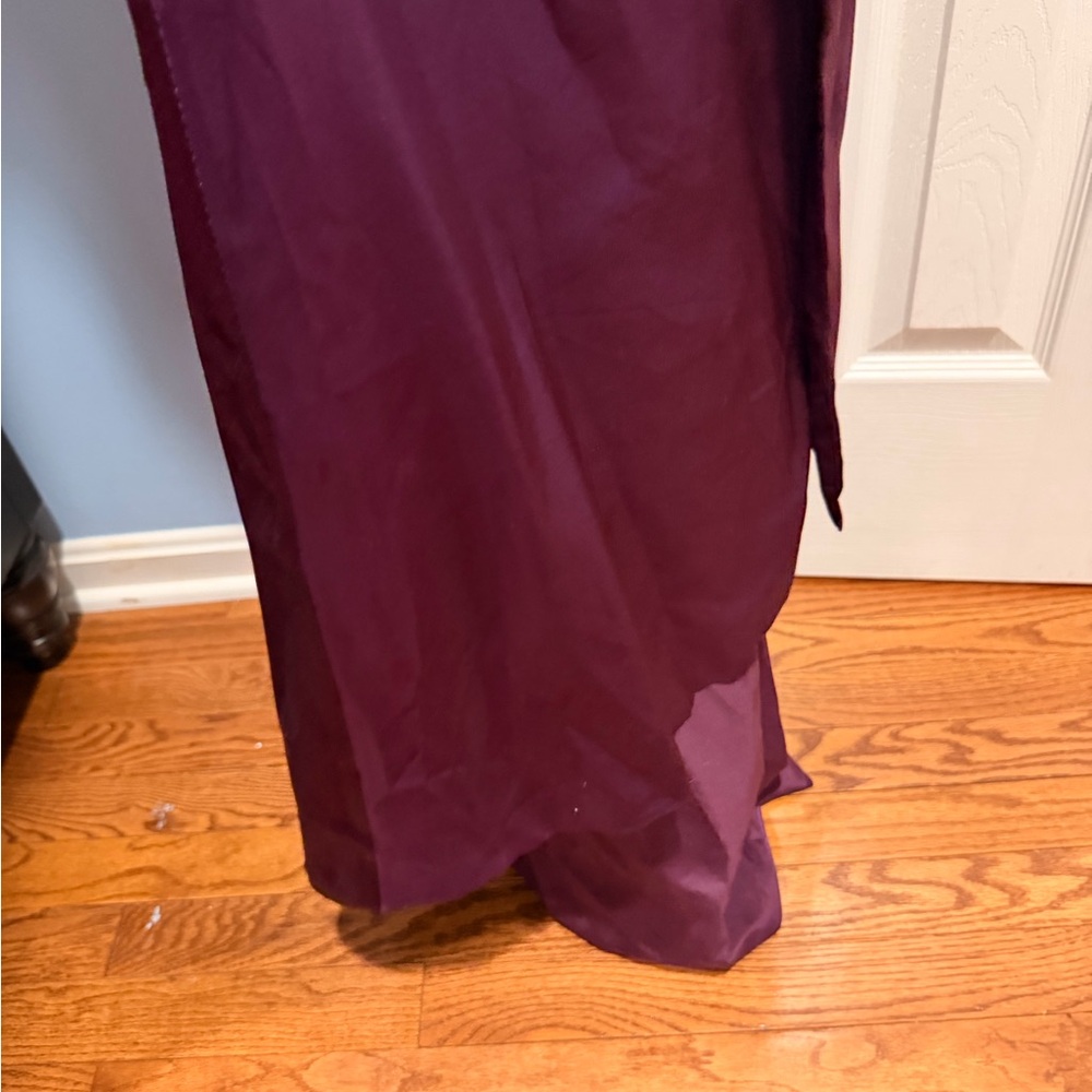 NWT Elegant Purple Prom or Formal Dress - Picture 7 of 8